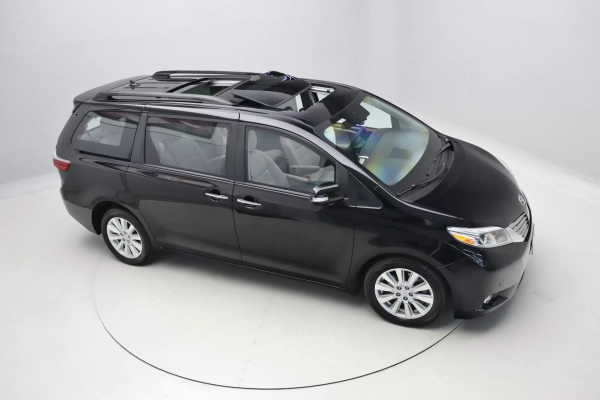 Foto do veiculo TOYOTA SIENNA LIMITED