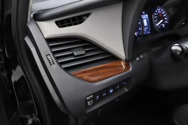 Foto do veiculo TOYOTA SIENNA LIMITED