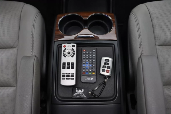 Foto do veiculo TOYOTA SIENNA LIMITED