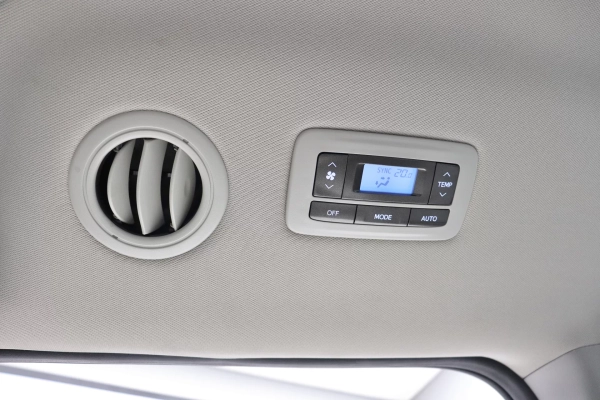 Foto do veiculo TOYOTA SIENNA LIMITED