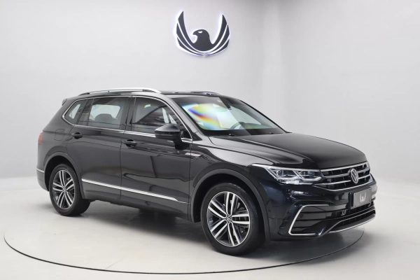 Foto do veiculo VOLKSWAGEN TIGUAN Allspace R-Line | 7 Lugares