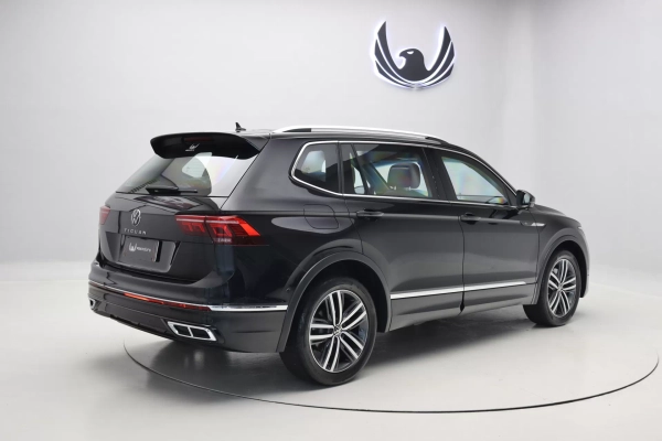 Foto do veiculo VOLKSWAGEN TIGUAN ALLSPACE R-LINE | 7 LUGARES