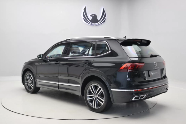 Foto do veiculo VOLKSWAGEN TIGUAN ALLSPACE R-LINE | 7 LUGARES