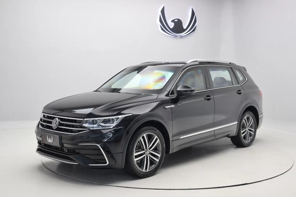 Foto do veiculo VOLKSWAGEN TIGUAN ALLSPACE R-LINE | 7 LUGARES