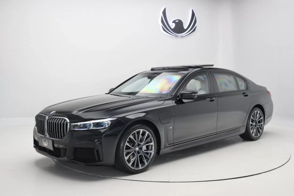 Foto do veiculo BMW 745LE M SPORT