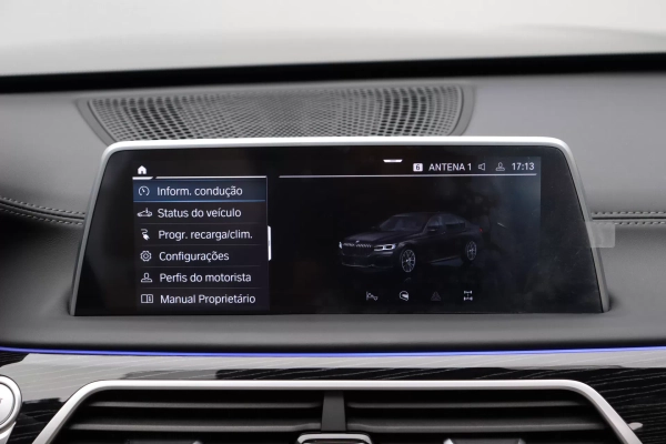 Foto do veiculo BMW 745LE M SPORT