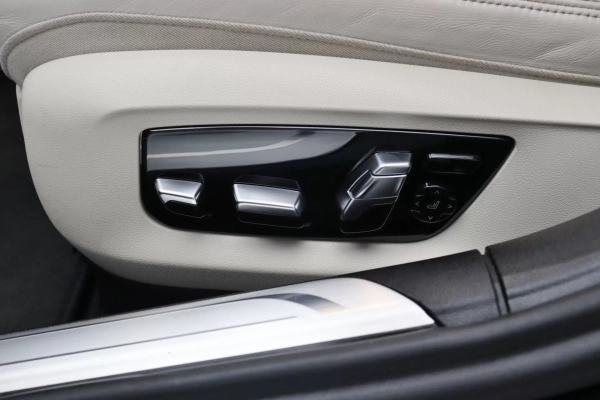 Foto do veiculo BMW 745LE M SPORT