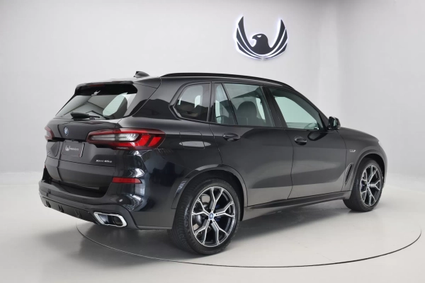 Foto do veiculo BMW X5 XDRIVE45E M SPORT