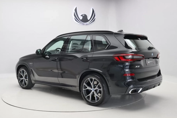 Foto do veiculo BMW X5 XDRIVE45E M SPORT