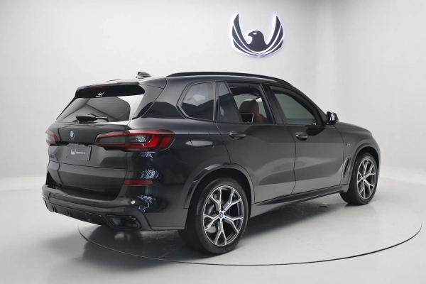 Foto do veiculo BMW X5 XDRIVE45E M SPORT