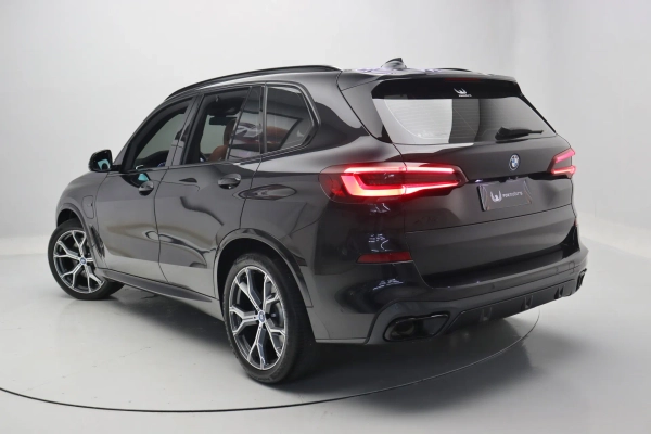Foto do veiculo BMW X5 XDRIVE45E M SPORT