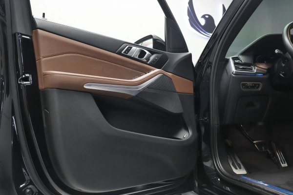 Foto do veiculo BMW X5 XDRIVE45E M SPORT