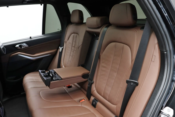 Foto do veiculo BMW X5 XDRIVE45E M SPORT