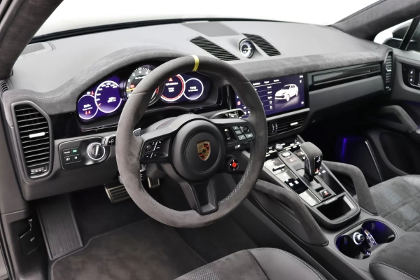 Foto do veiculo PORSCHE CAYENNE TURBO GT