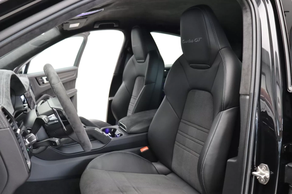 Foto do veiculo PORSCHE CAYENNE TURBO GT