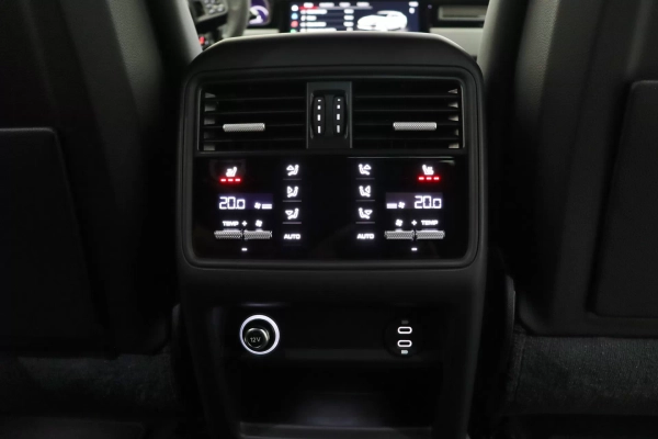 Foto do veiculo PORSCHE CAYENNE TURBO GT