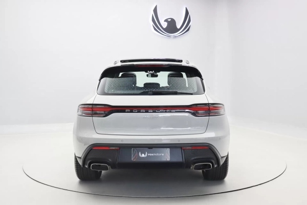 Foto do veiculo PORSCHE MACAN