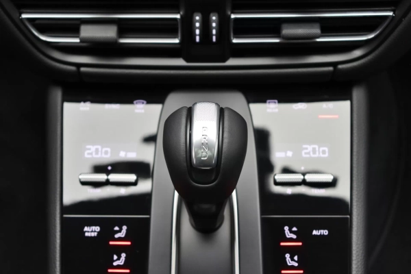 Foto do veiculo PORSCHE MACAN