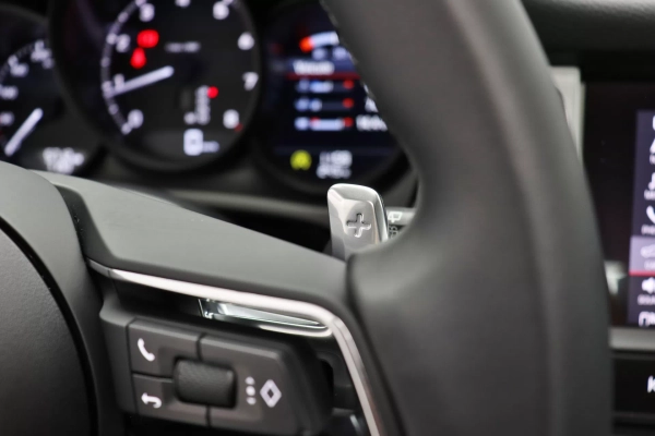 Foto do veiculo PORSCHE MACAN