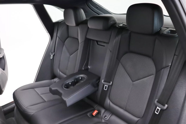 Foto do veiculo PORSCHE MACAN