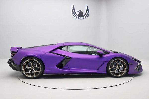 Foto do veiculo LAMBORGHINI REVUELTO