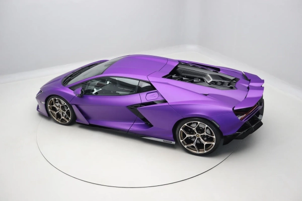 Foto do veiculo LAMBORGHINI REVUELTO