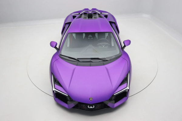 Foto do veiculo LAMBORGHINI REVUELTO