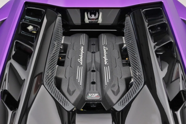 Foto do veiculo LAMBORGHINI REVUELTO