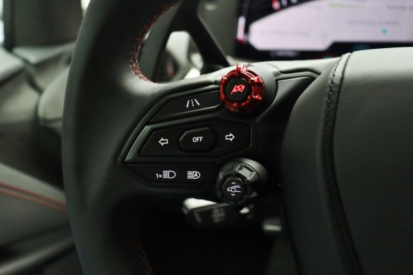 Foto do veiculo LAMBORGHINI REVUELTO