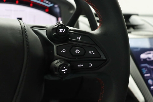 Foto do veiculo LAMBORGHINI REVUELTO