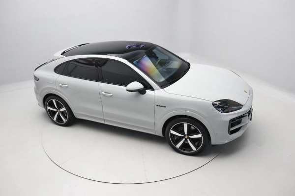 Foto do veiculo PORSCHE CAYENNE COUPé E-HYBRID