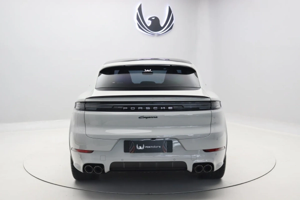 Foto do veiculo PORSCHE CAYENNE COUPé E-HYBRID