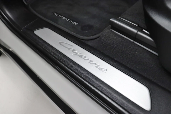 Foto do veiculo PORSCHE CAYENNE COUPé E-HYBRID