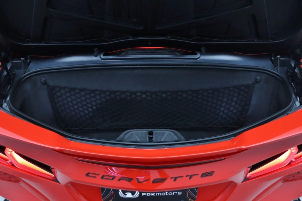 Foto do veiculo CHEVROLET CORVETTE STINGRAY CONVERSIVEL 3LT