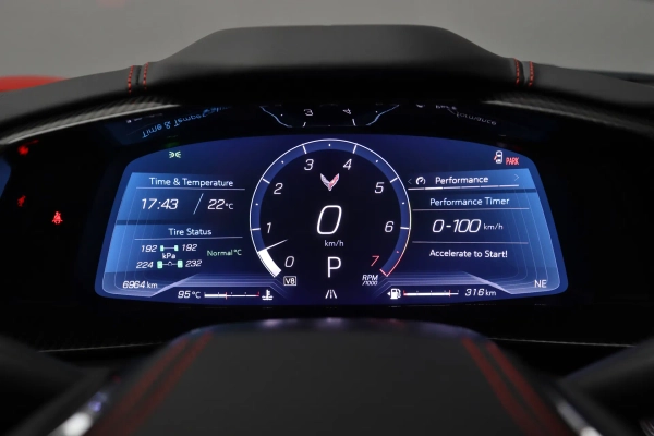 Foto do veiculo CHEVROLET CORVETTE STINGRAY CONVERSIVEL 3LT