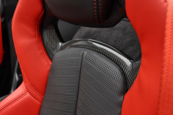 Foto do veiculo CHEVROLET CORVETTE STINGRAY CONVERSIVEL 3LT