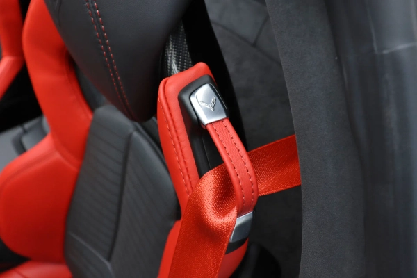 Foto do veiculo CHEVROLET CORVETTE STINGRAY CONVERSIVEL 3LT