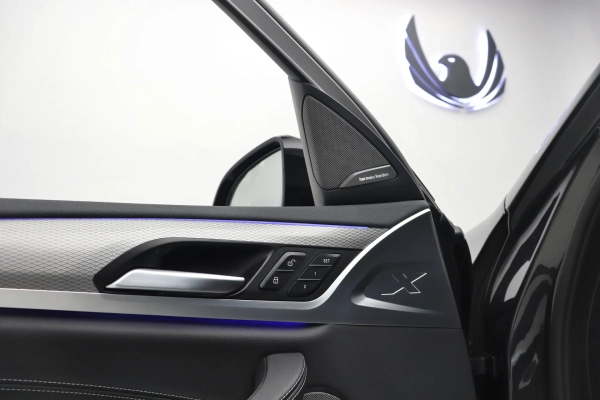 Foto do veiculo BMW X4 M40I