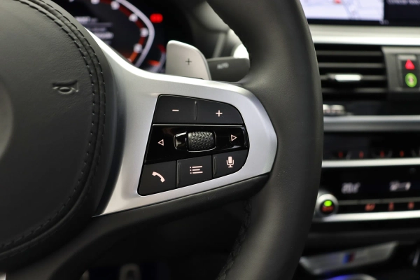 Foto do veiculo BMW X4 M40I