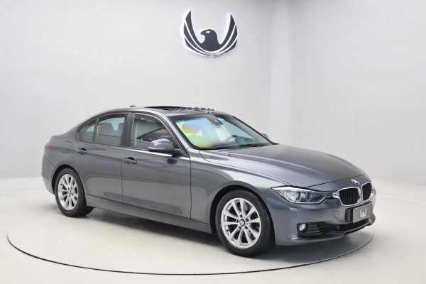 Foto do veiculo BMW 328i GP