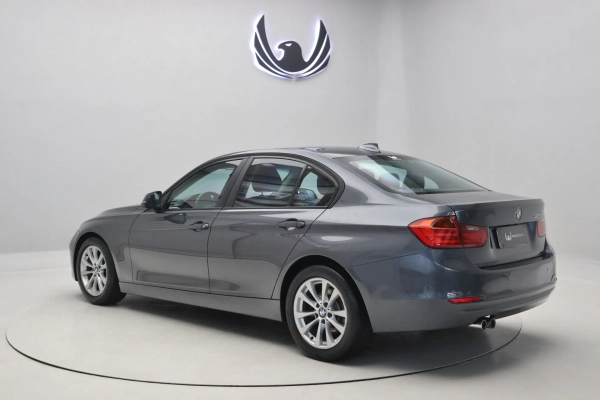 Foto do veiculo BMW 328I GP