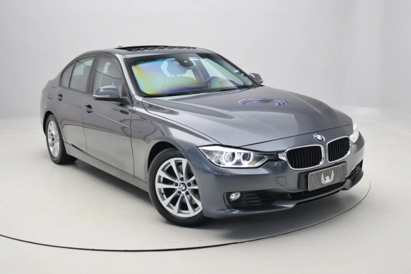 Foto do veiculo BMW 328I GP