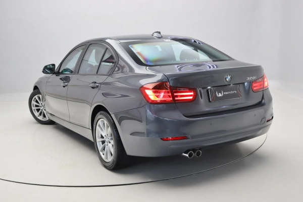 Foto do veiculo BMW 328I GP