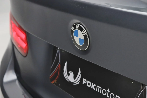 Foto do veiculo BMW 328I GP