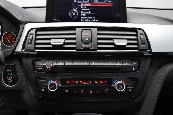 Foto do veiculo BMW 328I GP