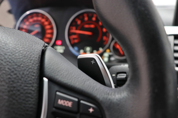 Foto do veiculo BMW 328I GP