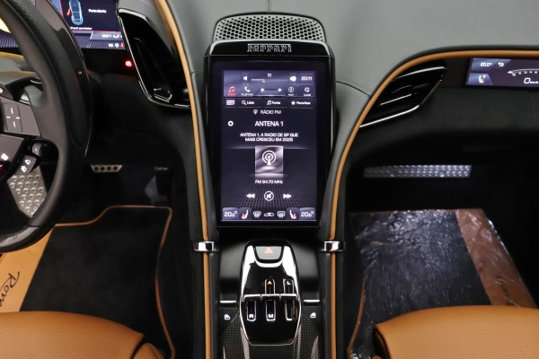 Foto do veiculo FERRARI ROMA 