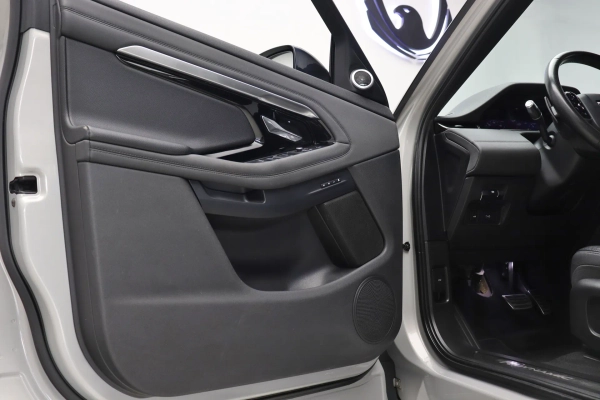 Foto do veiculo LAND ROVER RANGE ROVER EVOQUE P250 SE R-DYNAMIC