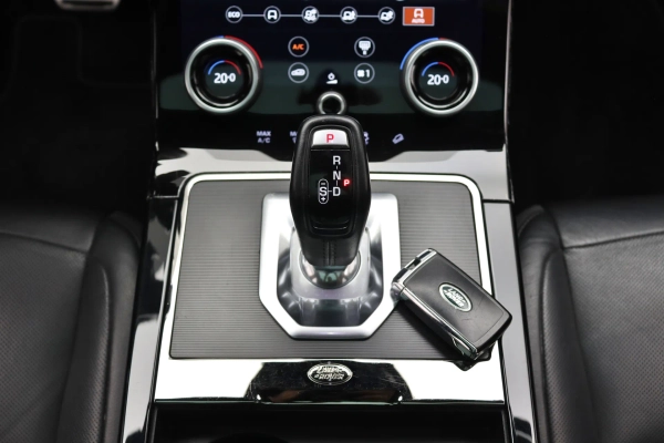 Foto do veiculo LAND ROVER RANGE ROVER EVOQUE P250 SE R-DYNAMIC