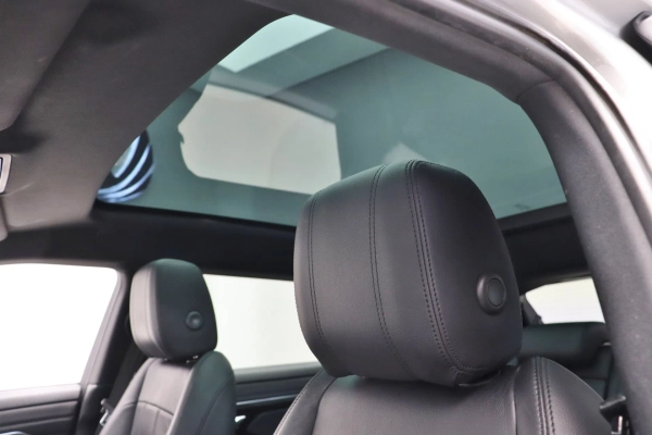 Foto do veiculo LAND ROVER RANGE ROVER EVOQUE P250 SE R-DYNAMIC